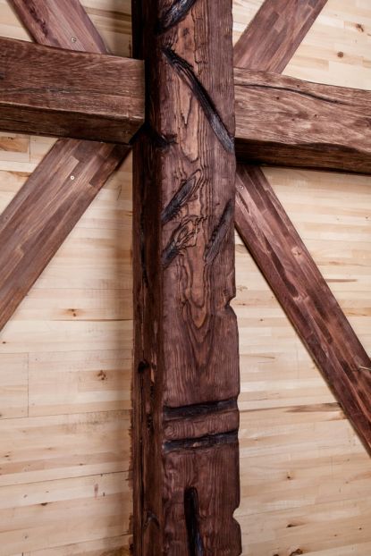 Декоративные балки из дерева